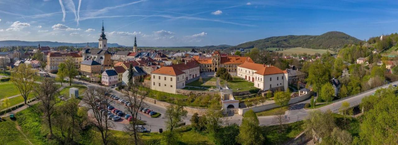 Apartmany Zamecka Моравска-Тршебова Екстер'єр фото